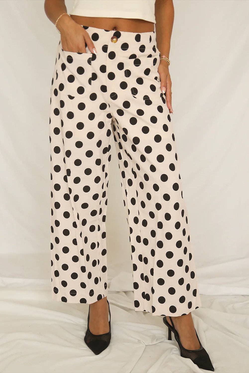 White Polka Dot Print Patched Pocket Loose Pants: White / 100%Polyester