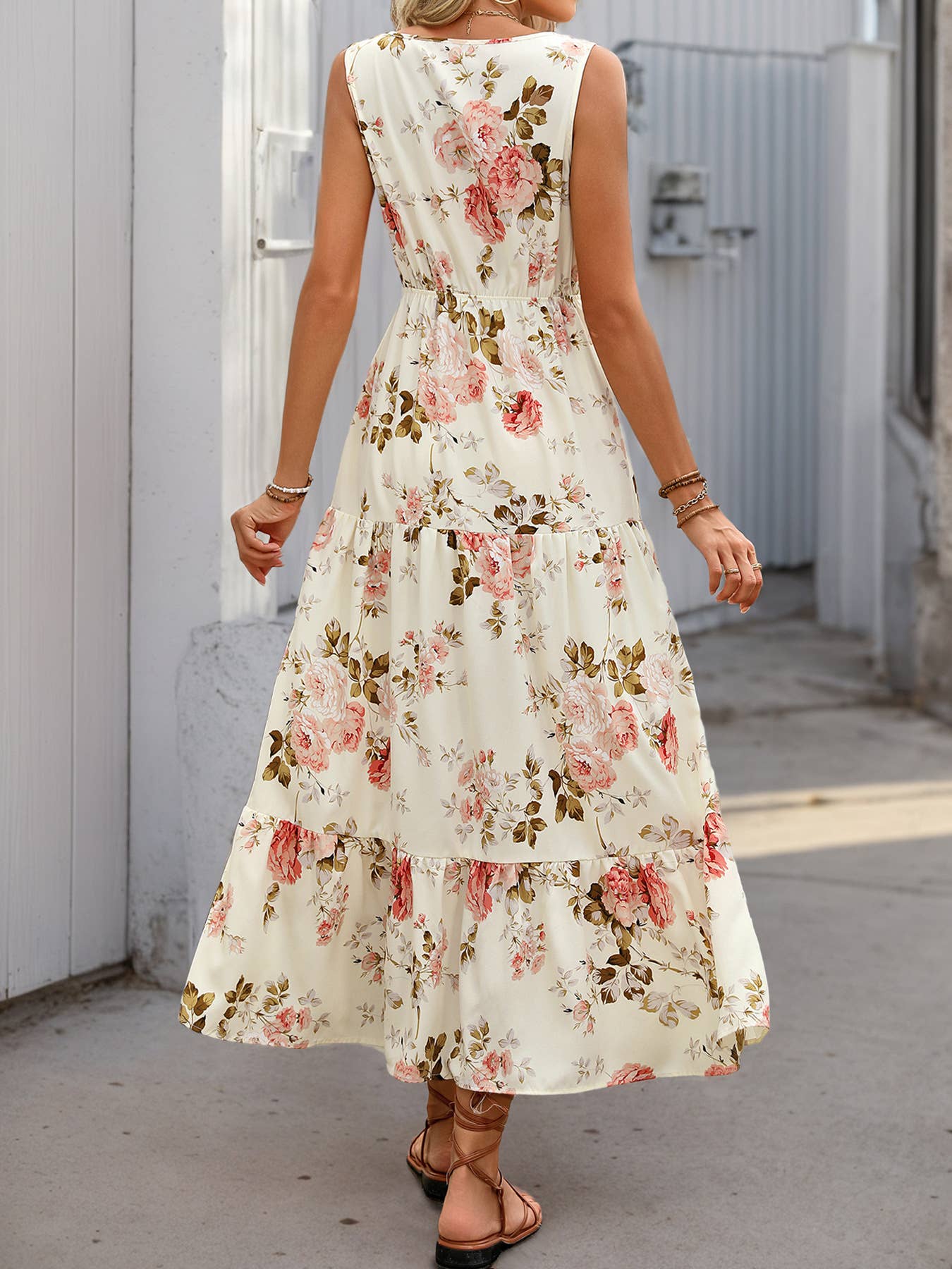 V-Neck Floral Print Sleeveless Dress: White
