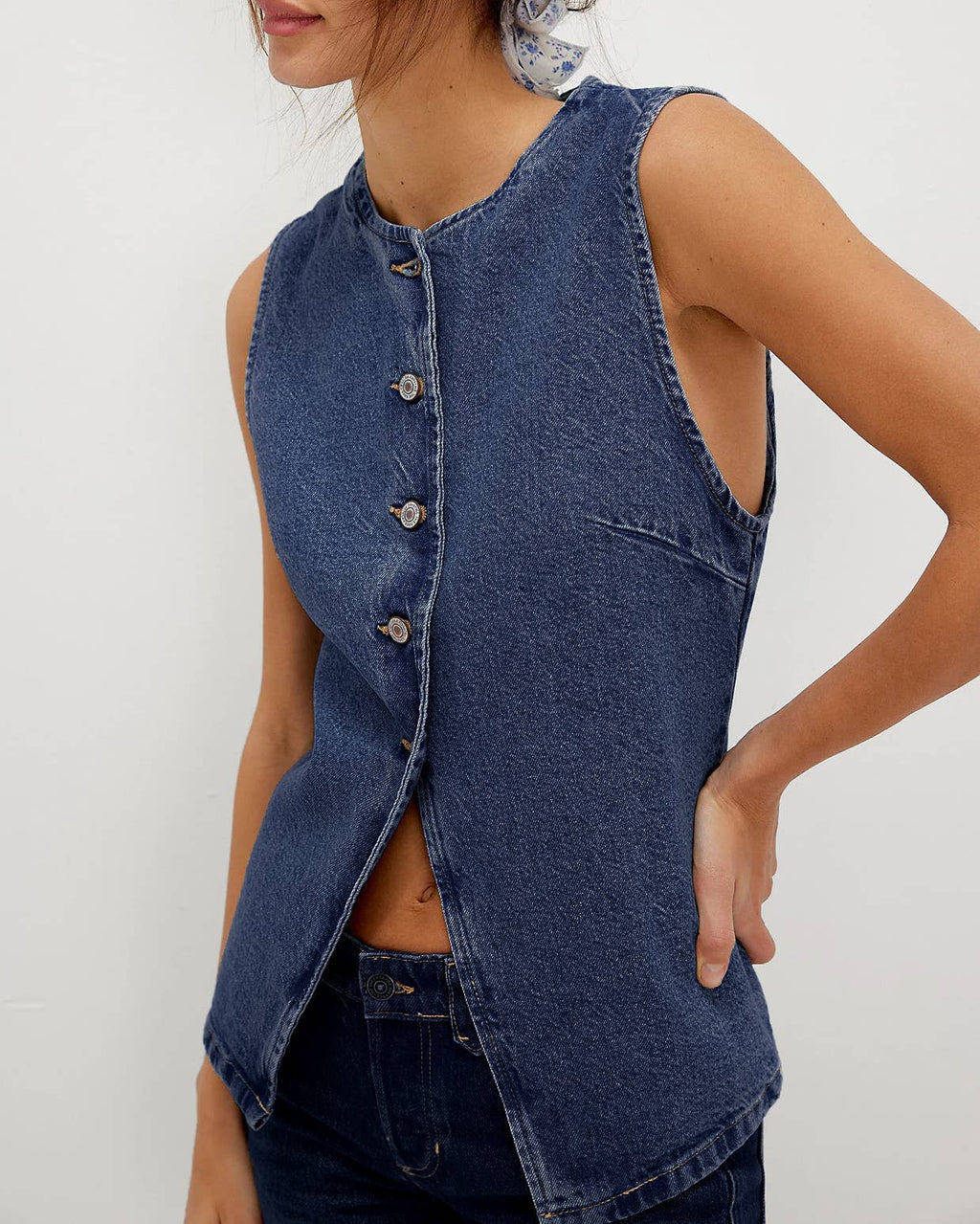 Sleeveless Buttoned Denim Vest: DarkBlue