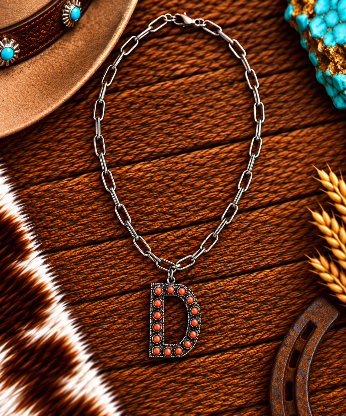 Chain necklace with coral stone "D"